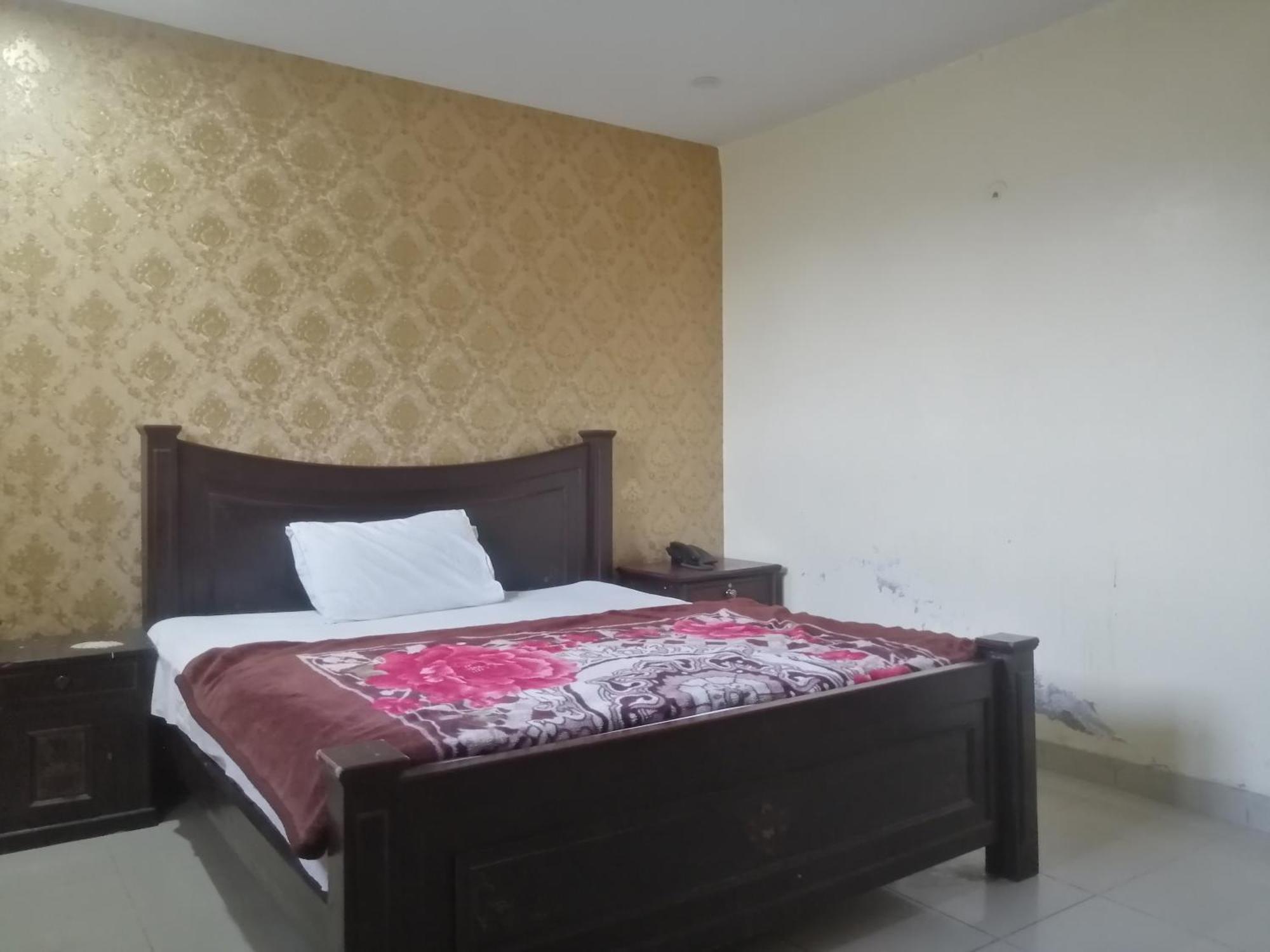 Fortville Hotel Lahore Exterior foto